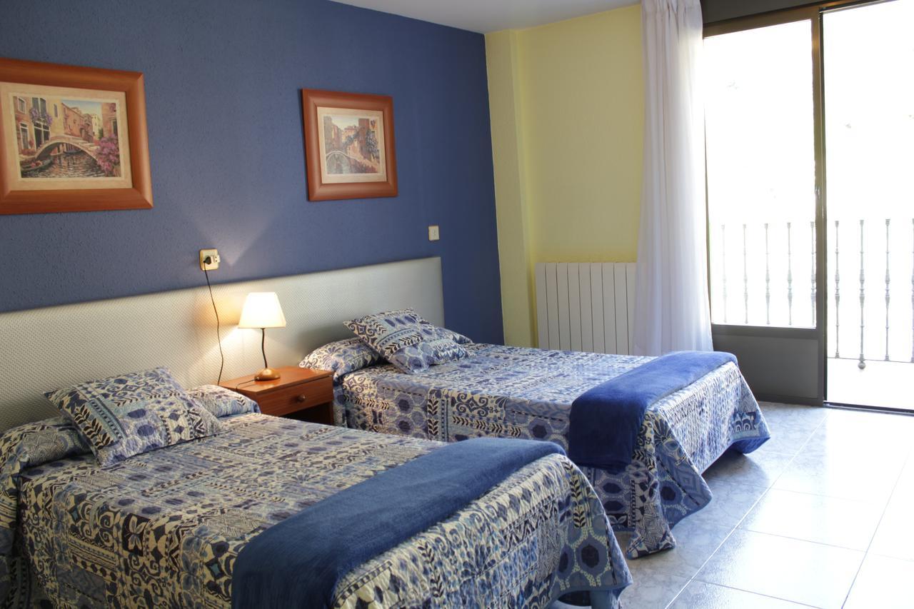 Hotel Parras Arnedillo Buitenkant foto