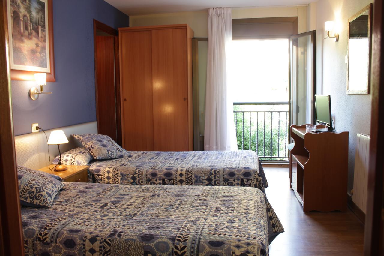 Hotel Parras Arnedillo Buitenkant foto
